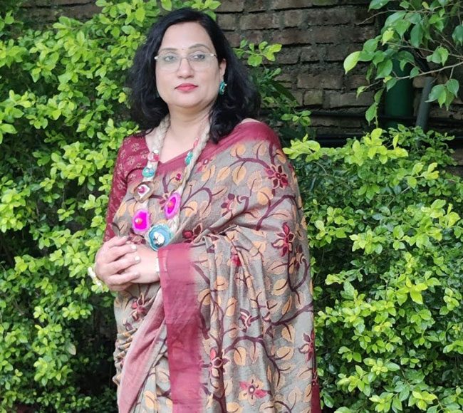 फेसबुकच्या माध्यमातून व्यवसायांना प्रोत्साहन: नीलम उमराणी-एदलाबदकर
