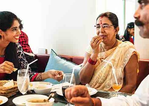 इतरांचे दुःख पाहून समाधानी होण्याची वृत्ती...