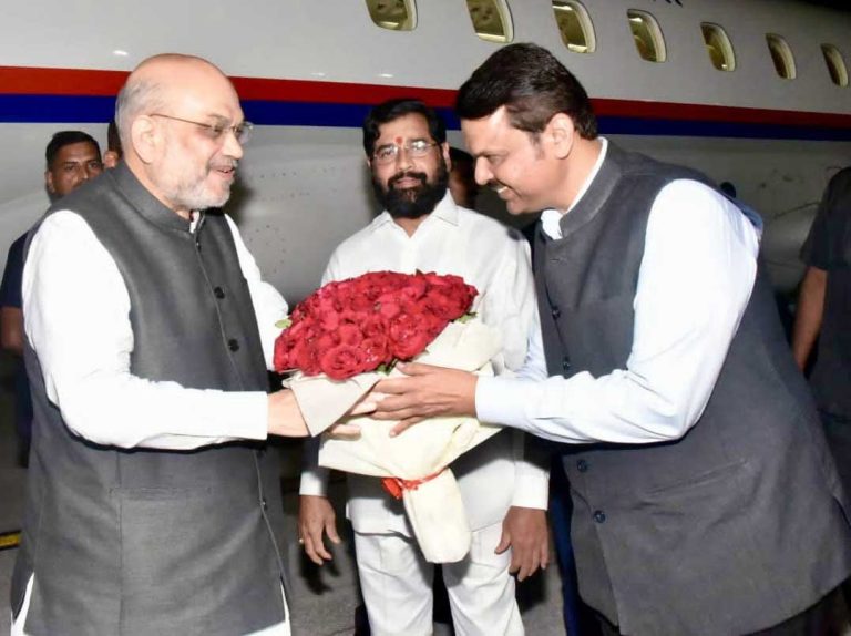 पुण्यातल्या भेटीत दडलंय काय? अमित शाह, फडणवीस, शिंदे यांच्यात नेमकी काय चर्चा झाली?