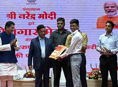 केंद्रीय मंत्री नारायण राणे यांच्या हस्ते मध्य रेल्वेच्या २,५३२ उमेदवारांना नियुक्ती पत्रांचे वाटप