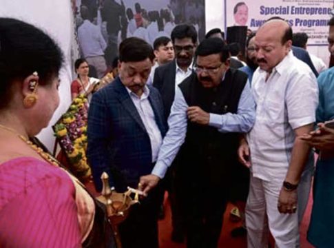 तुम्ही उद्योजक झालात तर मला समाधान मिळेल, नारायण राणे यांचा कोळी बांधवांना संदेश