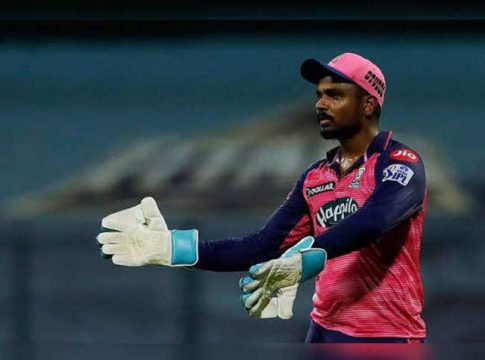 स्लो ओव्हरमुळे सॅमसनला १२ लाखांचा दंड