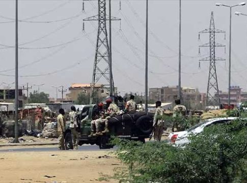 सुदानमध्ये युद्ध पेटले, भारतीयांना घरात राहण्याचा सल्ला