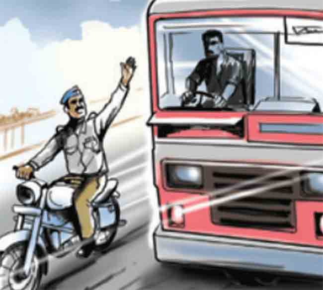 बसचालकाच्या अतिघाईने घेतला पोलीस अधिका-याचा बळी