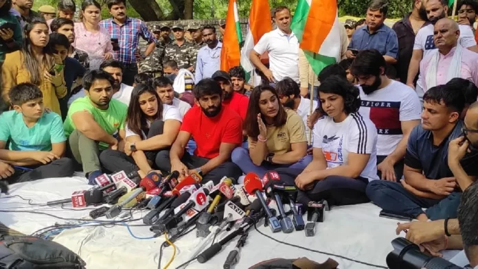 ब्रिजभुषण यांची नार्को टेस्ट करण्याची कुस्तीपटूंची मागणी