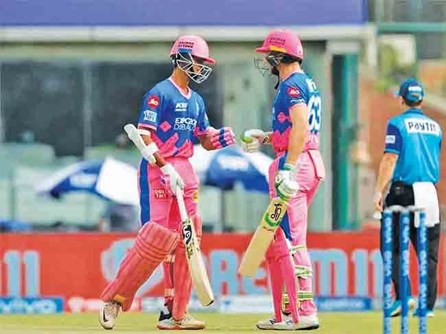 दिल्लीच्या पराभवाची हॅटट्रिक; राजस्थानचा मोठा विजय