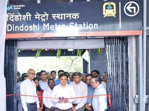 दिंडोशी आणि राष्ट्रीय उद्यान मेट्रो स्थानकालगतच्या पादचारी पुलाचे लोकार्पण