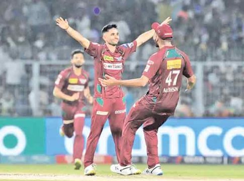 लखनऊचा थरारक विजय