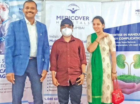 आईच्या किडनीदानामुळे मुलाला मिळाले जीवनदान