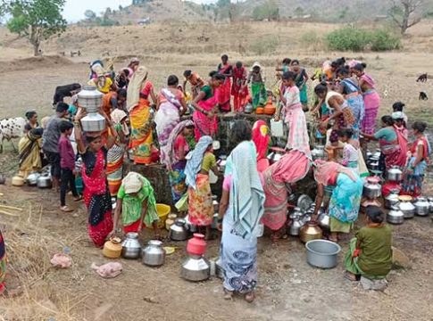 विहिरींनी तळ गाठल्याने टाकीपठार परिसरात भीषण पाणीटंचाई
