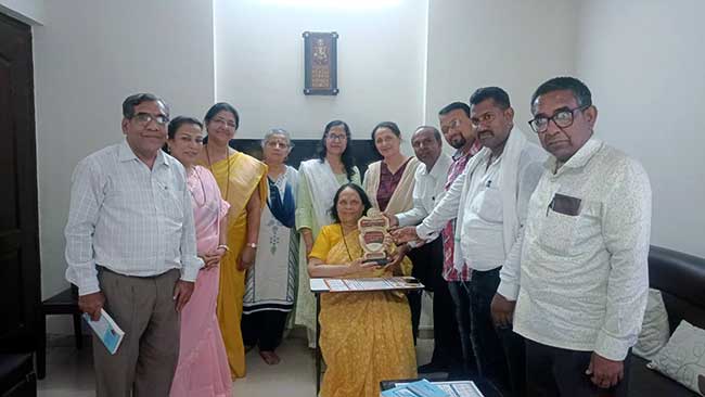 डॉ. विजया वाड यांना उज्जैनकर फाउंडेशनचा तापी- पूर्णा राज्यस्तरीय जीवनगौरव पुरस्कार
