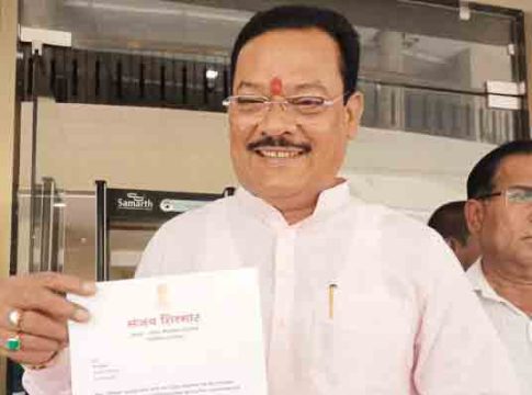 संजय राऊतांना धडा शिकवण्यासाठी शिरसाटांचे विधानसभा अध्यक्षांना पत्र