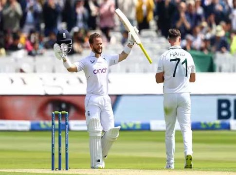 डकेटने मोडला ब्रॅडमन यांचा विक्रम