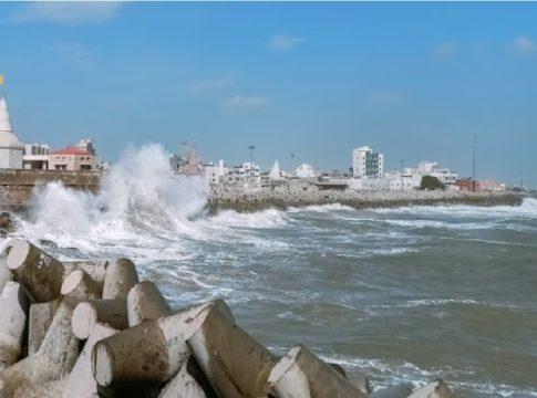 Cyclone Biporjoy: बिपरजॉयचं रौद्ररुप! ट्रेलरला सुरुवात....