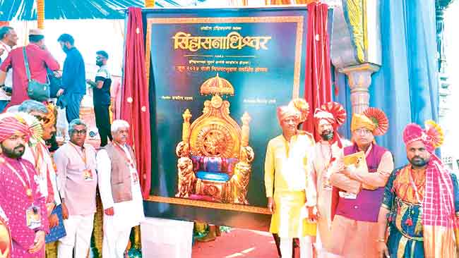 ‘सिंहासनाधिश्वर’ : छत्रपतींची असामान्य गाथा रूपेरी पडद्यावर