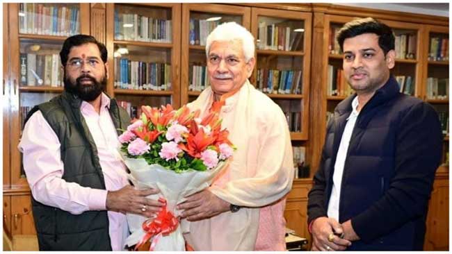 ‘महाराष्ट्र भवन’ उभारण्यासाठी श्रीनगरमध्ये जागा मिळावी