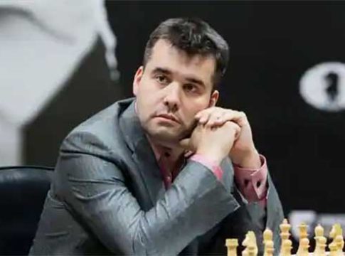 नेपोम्नियाच्ची करणार बालन अलास्कन नाइट्सचे नेतृत्व