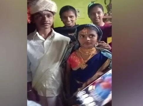 Rain Tradition: कायच्या काय! पाऊस पडावा म्हणून गावात दोन मुलांचे लग्न लावून दिले