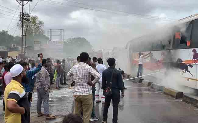 shivshahi : पुण्यात शिवशाही बसला आग
