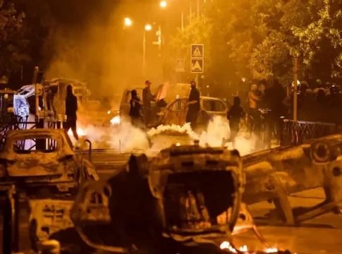 Paris Violence: फ्रान्समध्ये हिंसाचारात ८७५ आंदोलकांना अटक