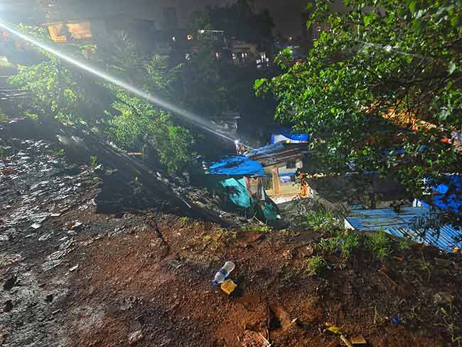 My BMC : महापालिकेचे वरातीमागून घोडे; संरक्षण भिंत कोसळल्यानंतर घरे रिकामी करण्याची पाठवली नोटीस!