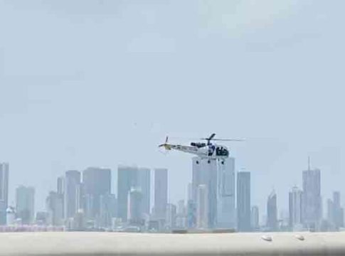 Bandra Worli Sea Link : बाप रे! वांद्रे-वरळी सी लिंकवर गाडी थांबवून थेट पाण्यात उडी मारली...