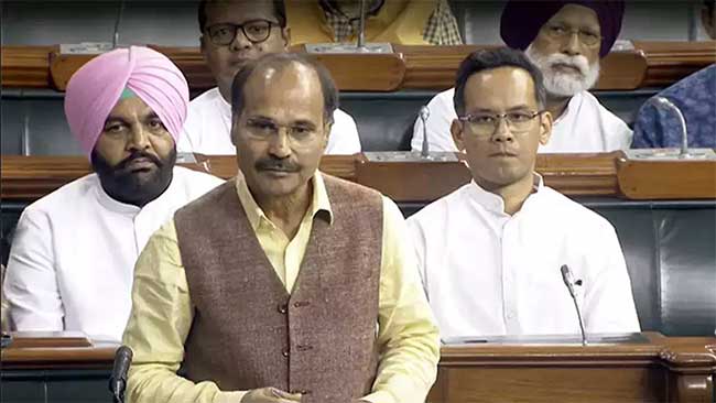 काँग्रेस नेते अधीर रंजन चौधरी लोकसभेतून निलंबित