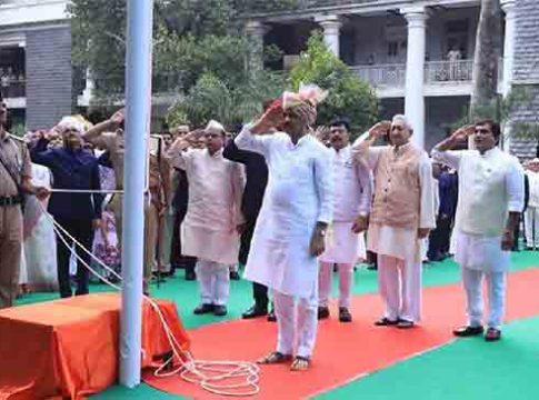 Ajit Pawar : राज्य सरकारची 'ही' योजना जगाच्या इतिहासात कुठेही नाही