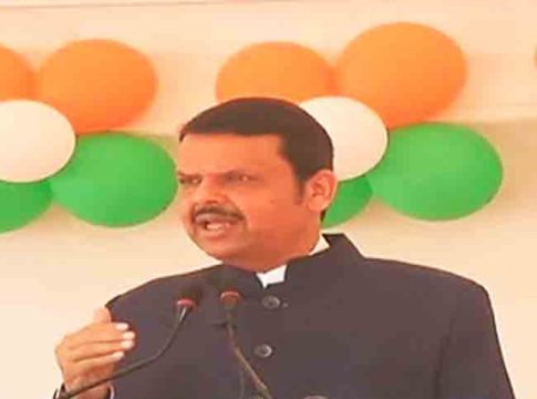 Devendra Fadnavis : राज्याच्या विकासासाठी राज्य सरकार कटिबद्ध