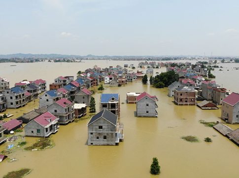 Flood in China : चीनमध्ये 'जलप्रलय'!