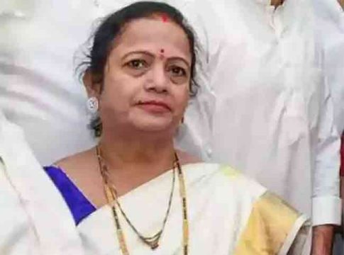 Kishori Pednekar : कोविड डेड बॉडी बॅग घोटाळाप्रकरणी मुंबईच्या माजी महापौर किशोरी पेडणेकर यांना ईडीचे समन्स