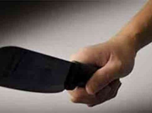 Pune crime : पुण्यात भाजपच्या पदाधिकाऱ्यावर कोयता हल्ला; झटापटीत हाताचा अंगठा तुटला!