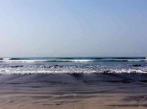 Drugs found at Murud beach : मुरुड समुद्रकिनार्‍यावर बेवारस पोत्यात आढळले तब्बल 'इतक्या' किंमतीचे ड्रग्ज