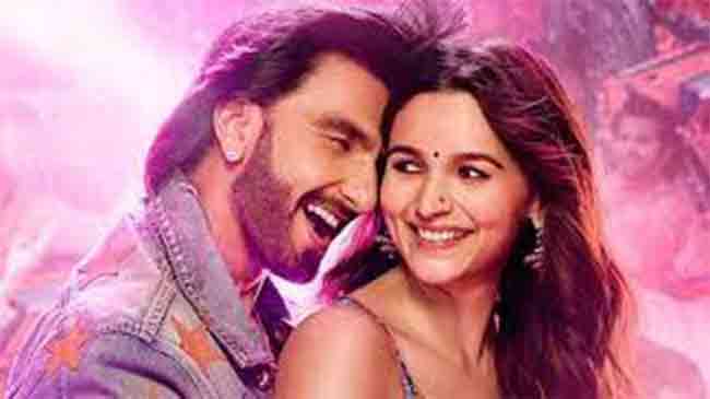 Rocky Aur Rani Ki Premkahani : ‘रॉकी और रानी की प्रेमकहानी’ची जोरदार चर्चा
