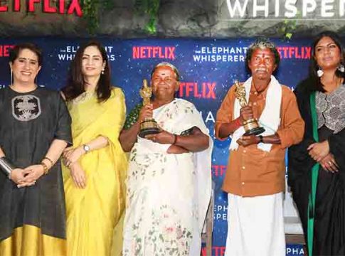 The Elephant Whisperers : ऑस्कर विजेत्या 'द एलिफंट व्हिस्परर्स'च्या आदिवासी जोडप्याचे निर्मात्यांवर आरोप
