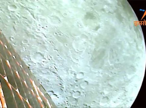 Chandrayaan 3 : जय हो! चांद्रयान-३ ने पाठवला चंद्राचा पहिला व्हिडिओ, तुम्हीही पाहू शकता Video