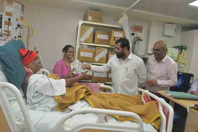 केईएम रुग्णालयाच्या सहा वार्डचे बांधकाम युद्धपातळीवर पूर्ण करा- मुख्यमंत्री एकनाथ शिंदे