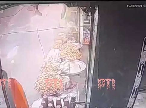 Mathura: मथुरेच्या बांके बिहारी मंदिराजवळ मोठी दुर्घटना, ५ जणांचा मृत्यू