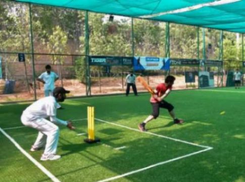 बदलती क्रीडा संस्कृती : मैदान ते टर्फ