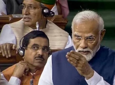 Modi live: घमंडिया आघाडीवर मोदींचा हल्लाबोल....