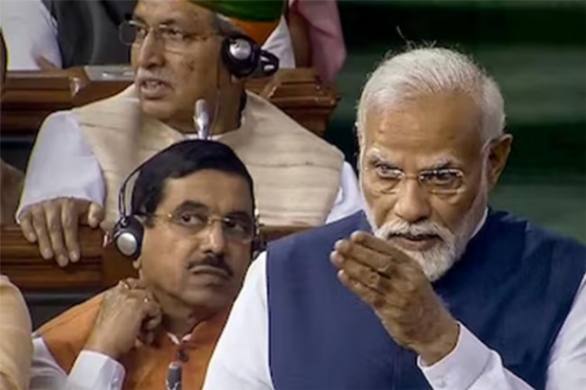 Modi live: घमंडिया आघाडीवर मोदींचा हल्लाबोल….