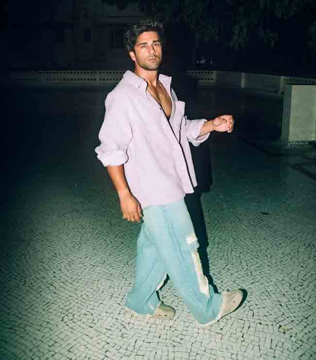 Pulkit Samrat : पुलकित सम्राटच्या फॅशन स्टेटमेंटची चर्चा