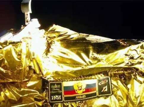 Luna 25: लँडिंगआधीच अडचणीत आले रशियाचे लूना २५ मिशन!