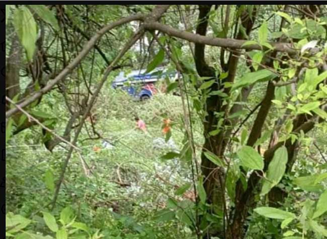 उत्तराखंडमध्ये भाविकांची बस दरीत कोसळली, ६ जणांचा मृत्यू