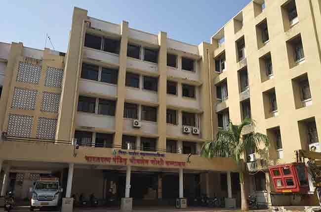 भाईंदरचे शासकीय रुग्णालय व्हेंटिलेटरवर