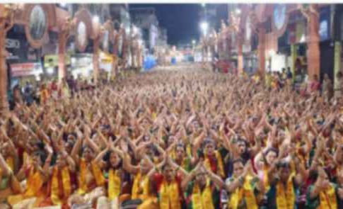 Pune: दगडूशेठ गणपतीसमोर ३६ हजार महिलांनी केले अथर्वशीर्षाचे पठण