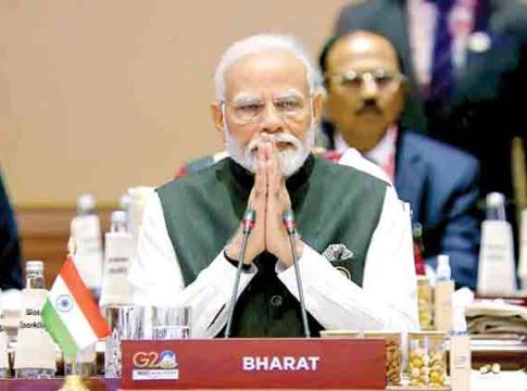 पंतप्रधान नरेंद्र मोदी यांची गरूडभरारी...