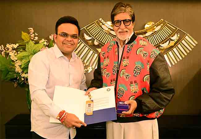 Golden Ticket : क्रिकेटप्रेमी बिग बींना वर्ल्ड कपचं गोल्डन तिकीट