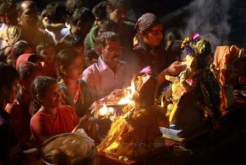 गुहागर: विसर्जन मिरवणुकीत टेम्पो घुसला, दोन जणांचा मृत्यू