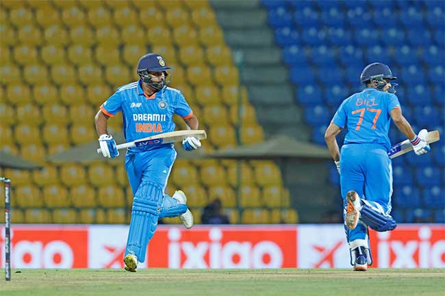 ICC वनडे क्रमवारीत रोहित शर्मा दुसऱ्या स्थानावर, बाबर आझमची घसरण